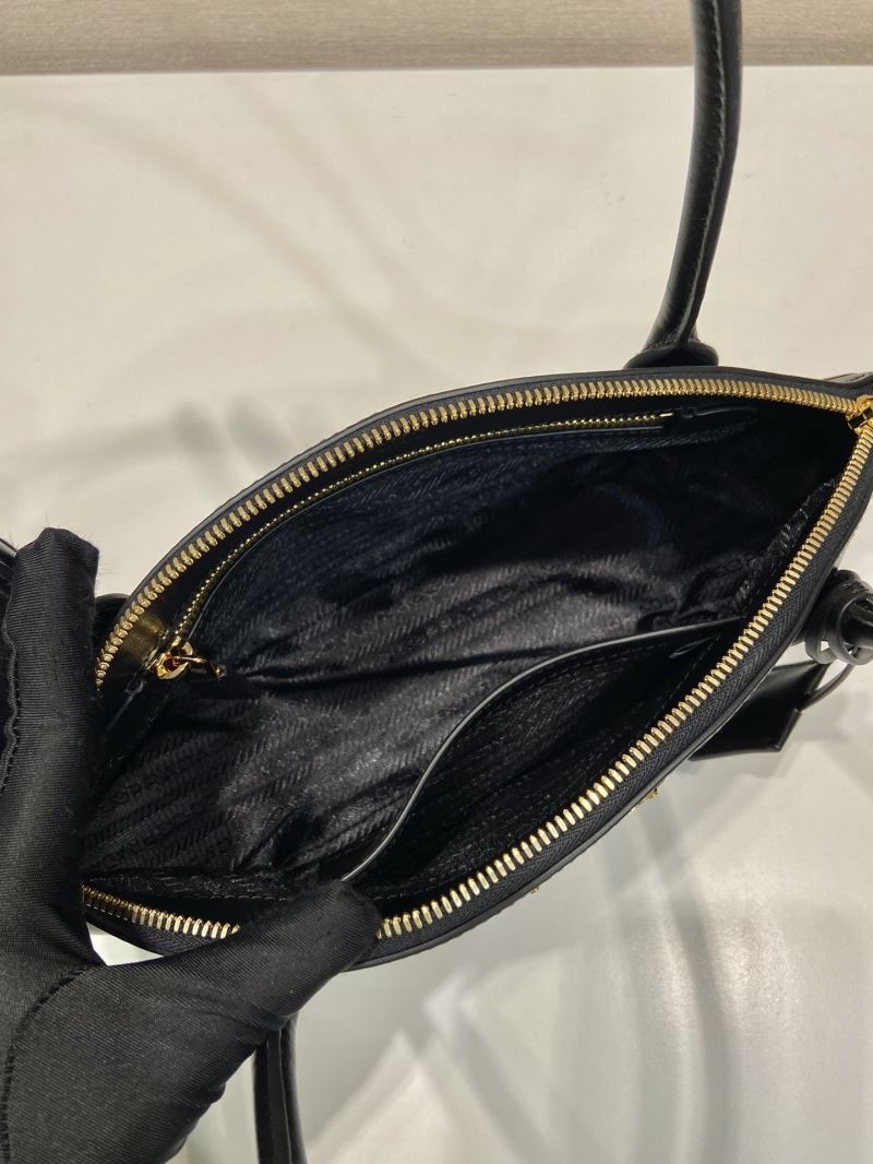 Pra*a top handle bags